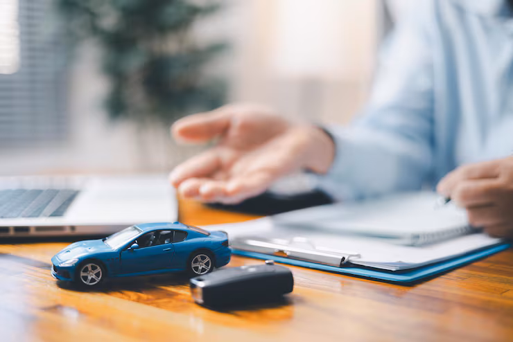 Auto versichern trotz negativer Schufa: Darauf sollten Sie unbedingt achten